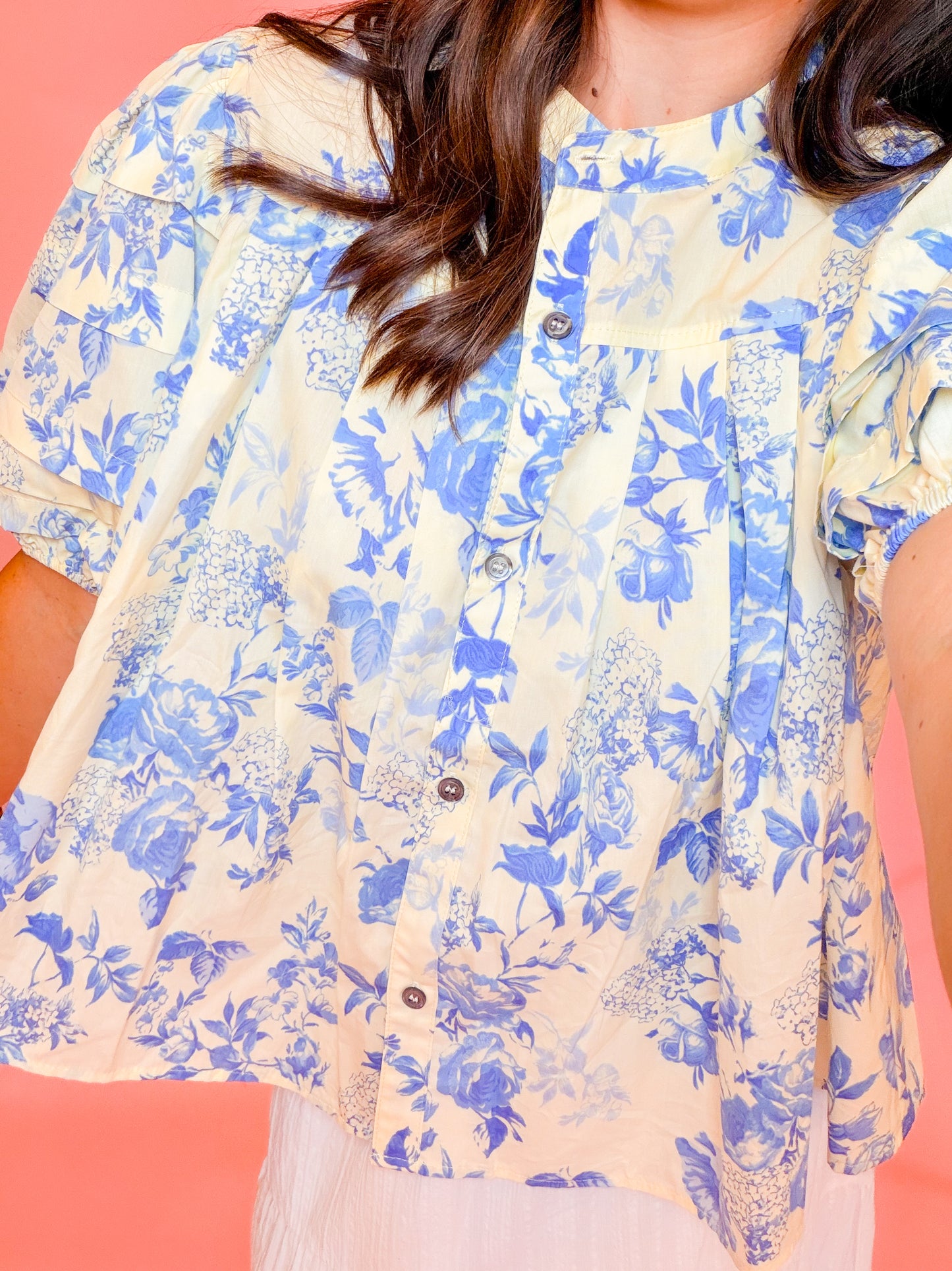 PUFF SLV BUTTON DOWN TOP - BUTTER/BLUE