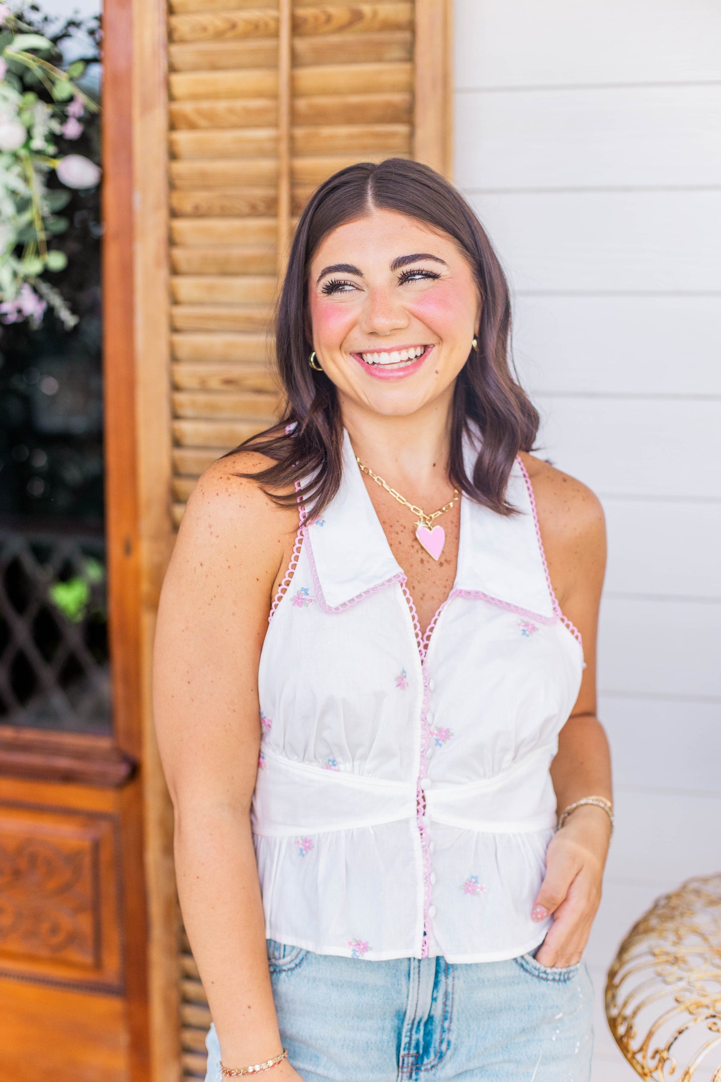 FLORAL EMBROIDERED HALTER TOP