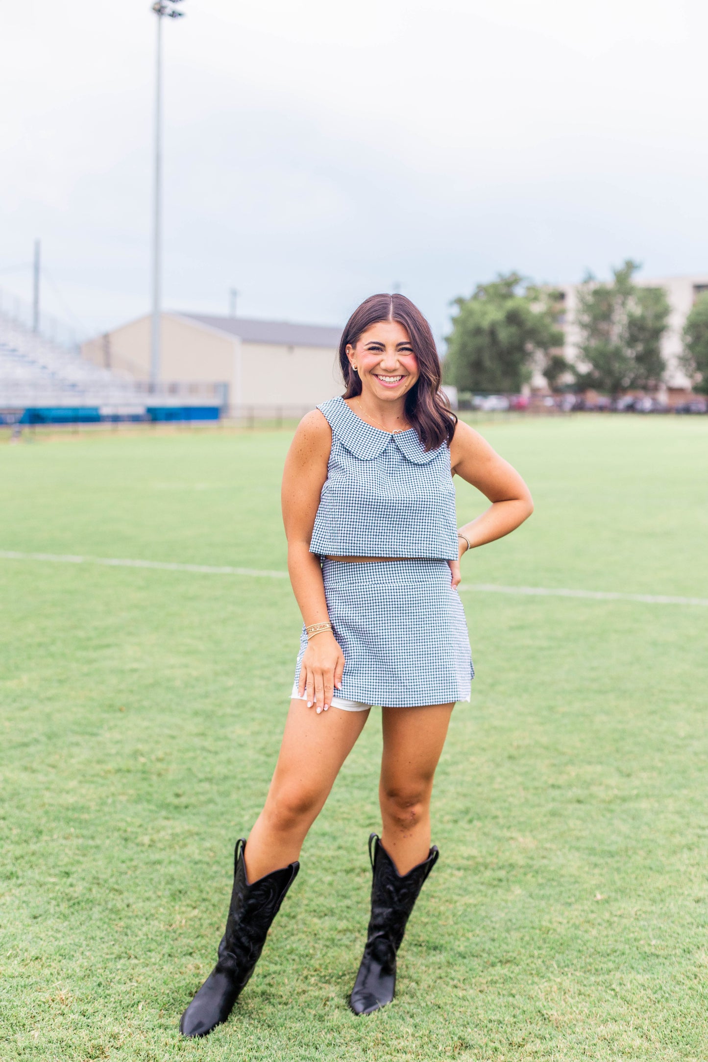 SLEEVELESS COLLAR TOP & SKORT SET