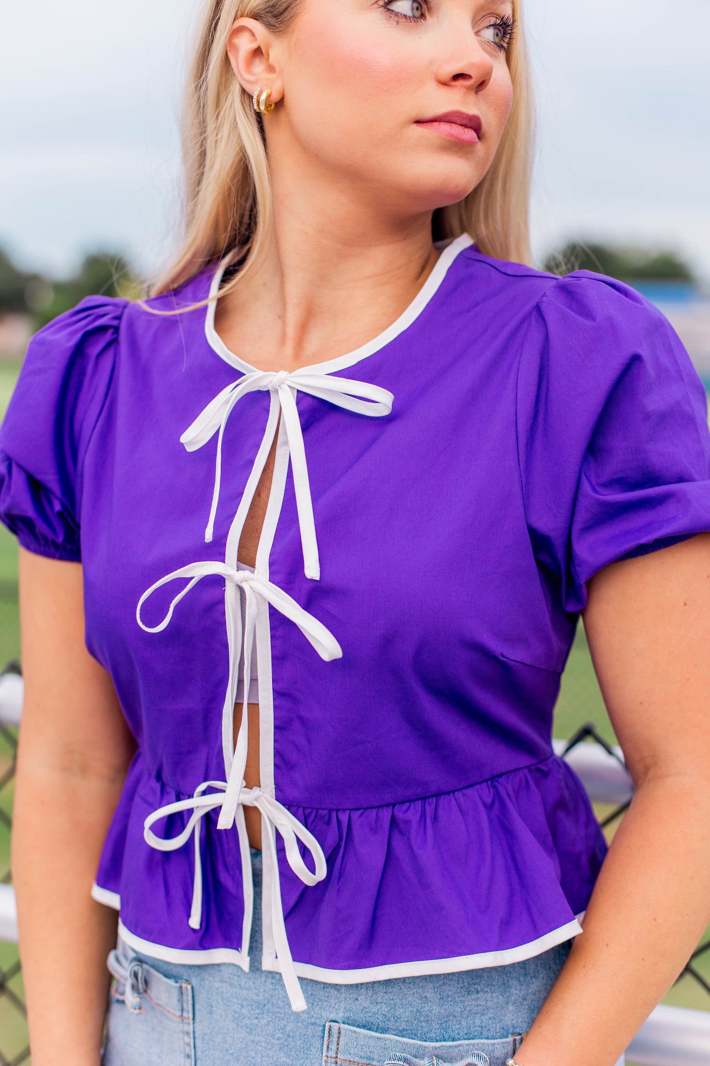PUFF SLEEVE BOW DETAIL TOP