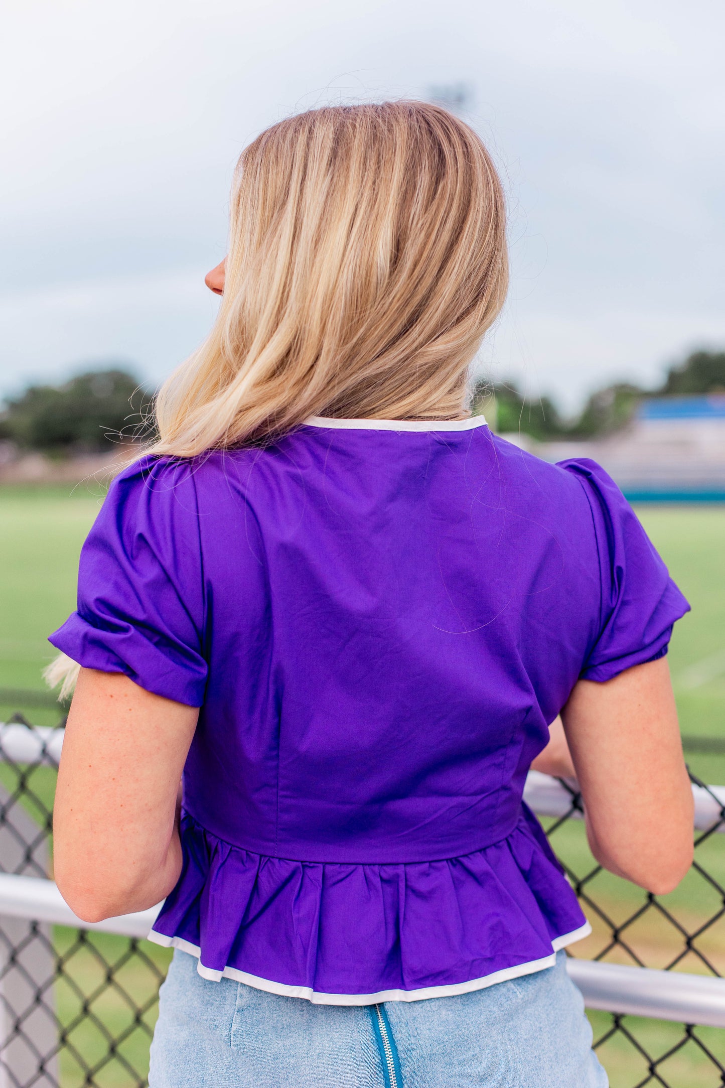 PUFF SLEEVE BOW DETAIL TOP