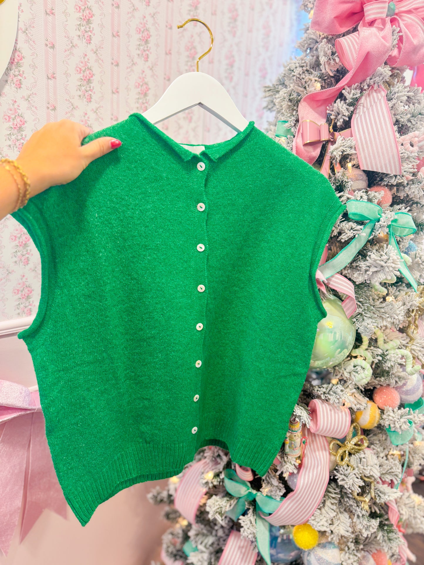 SWEATER VEST CARDIGAN - KELLY GREEN