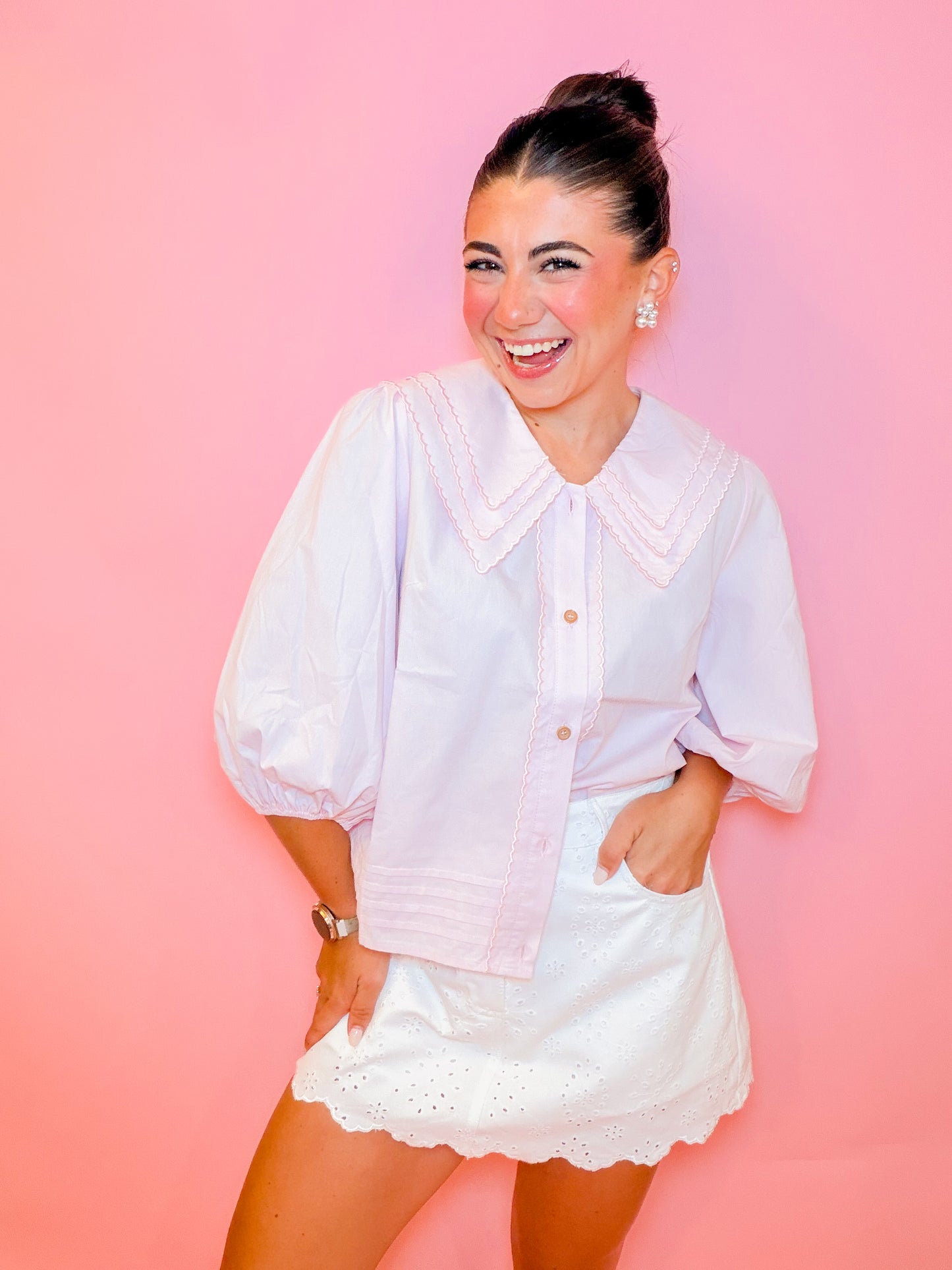 TRIPLE COLLARED SCALLOP BLOUSE