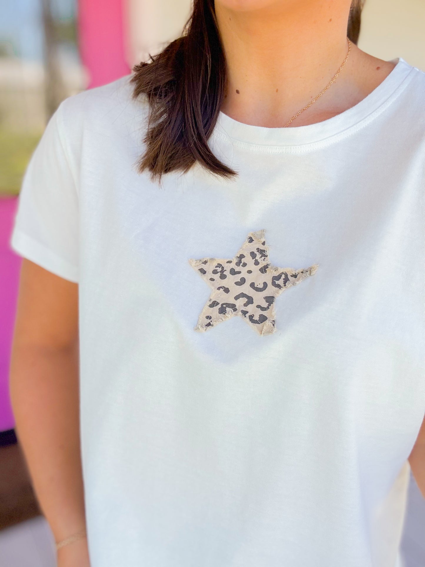 LEOPARD STAR DETAIL TEE