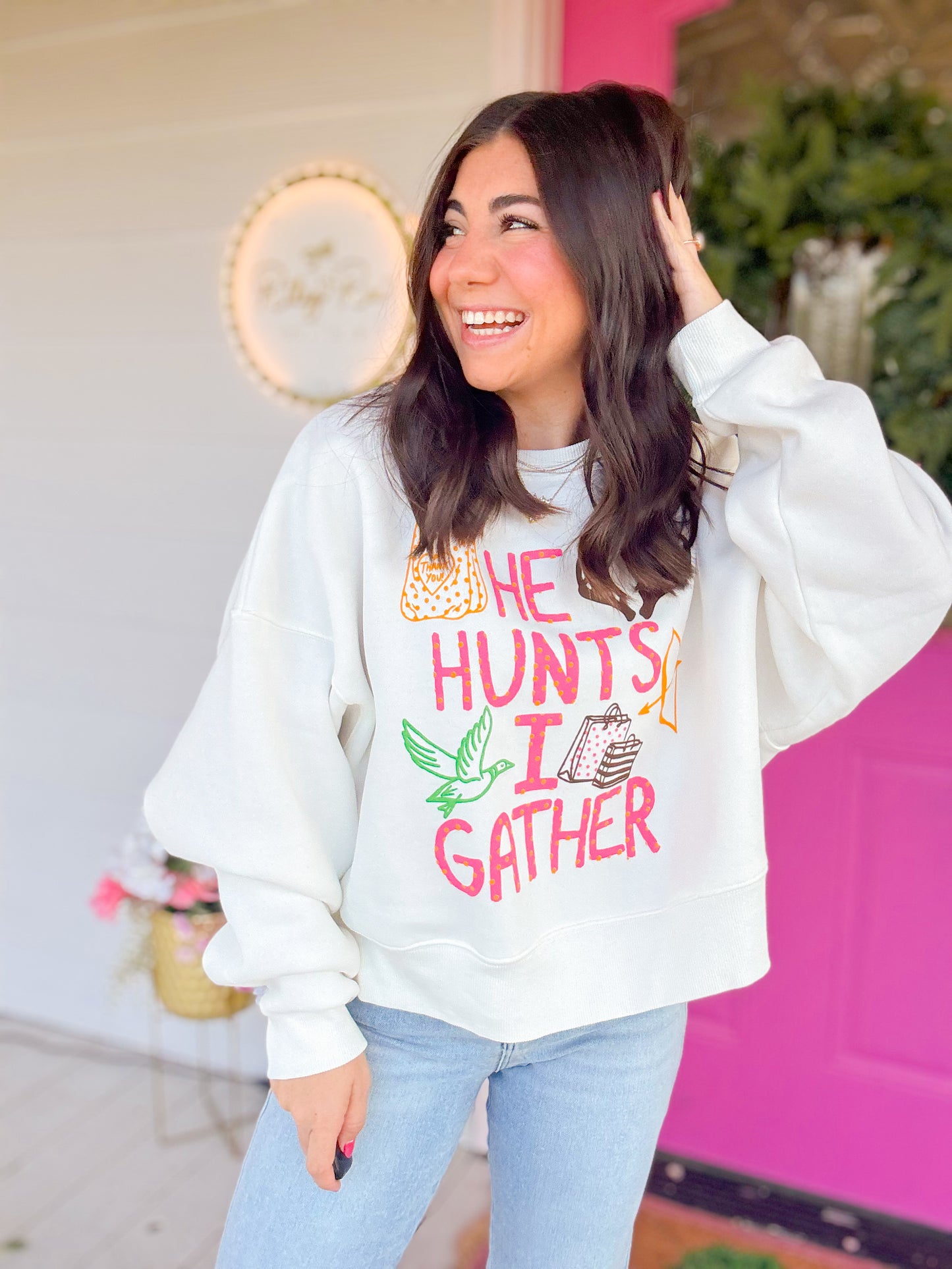HE HUNTS I GATHER CROP SWEATSHIRT