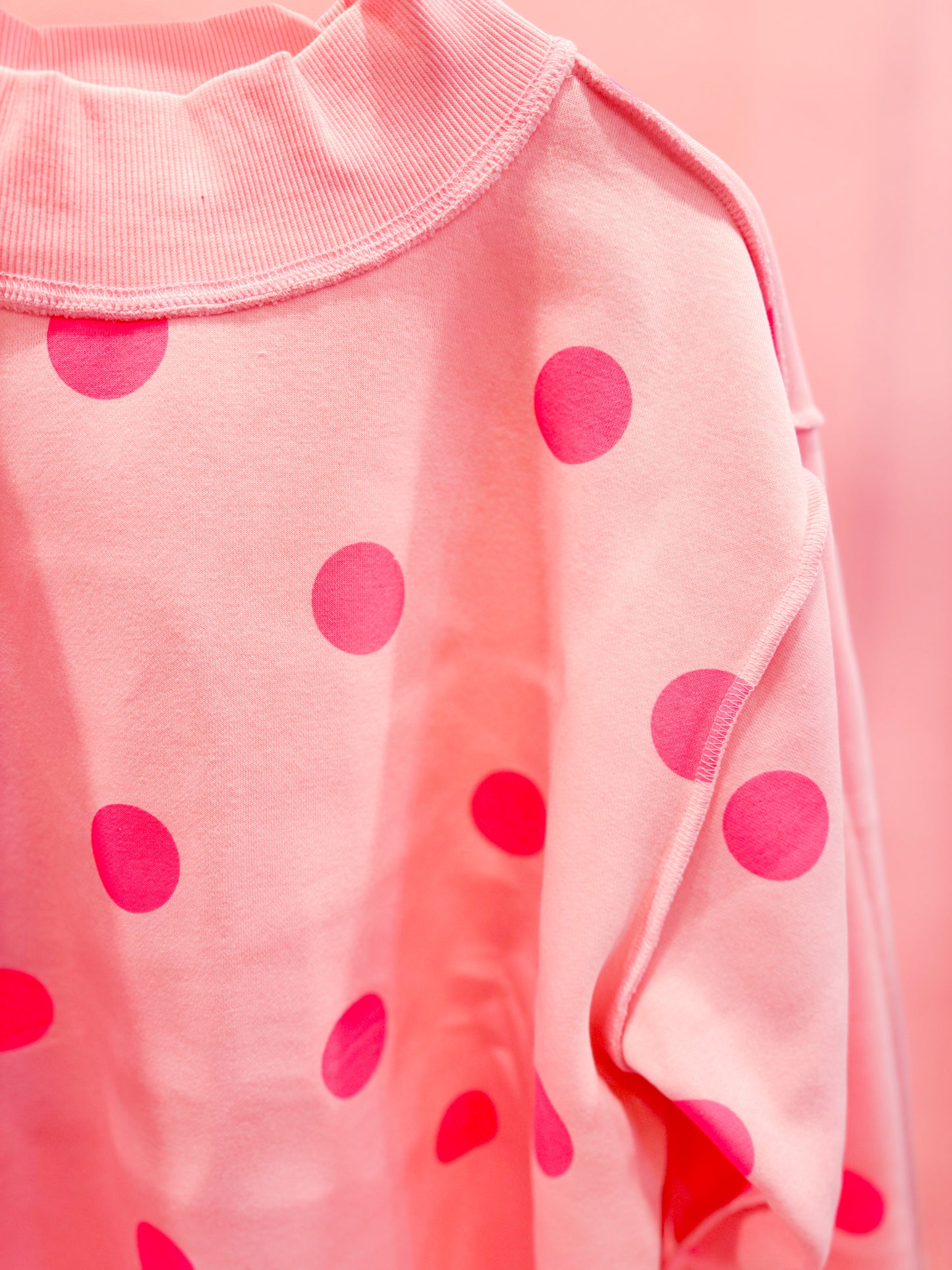 AMORE 2-SIDED MOCK NECK SWEATSHIRT