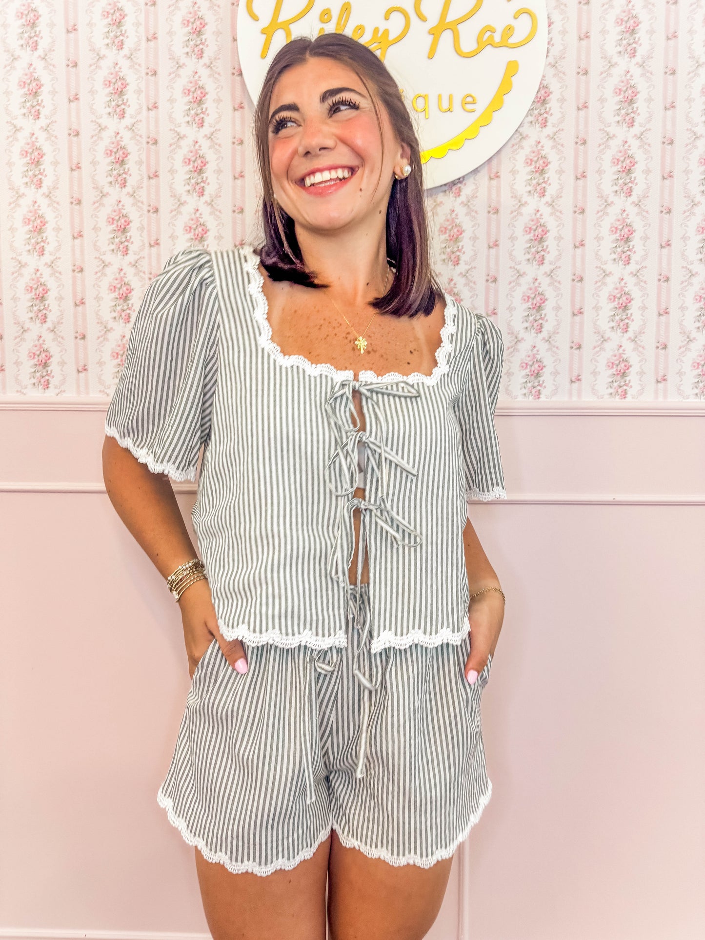STRIPED TOP & SHORT SET