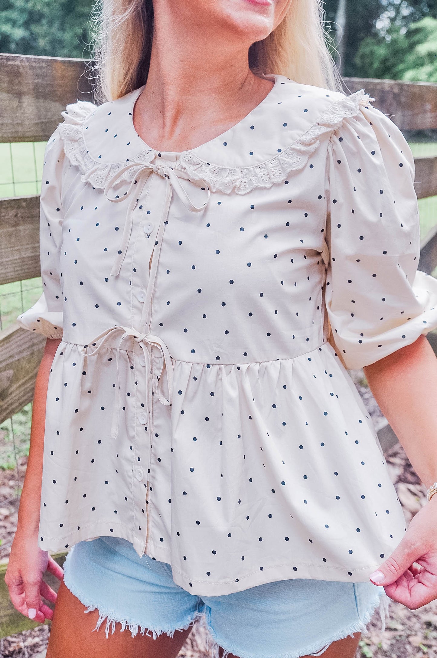 POLKA DOT DOLL COLLAR TOP