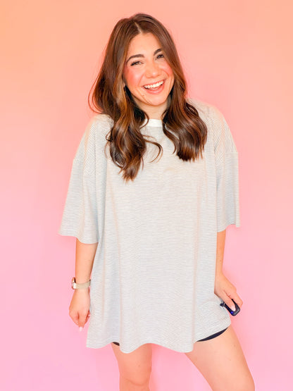OVERSIZED STRIPED KNIT TEE