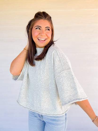 MOCK NECK SHORT SLEEVE SWEATER