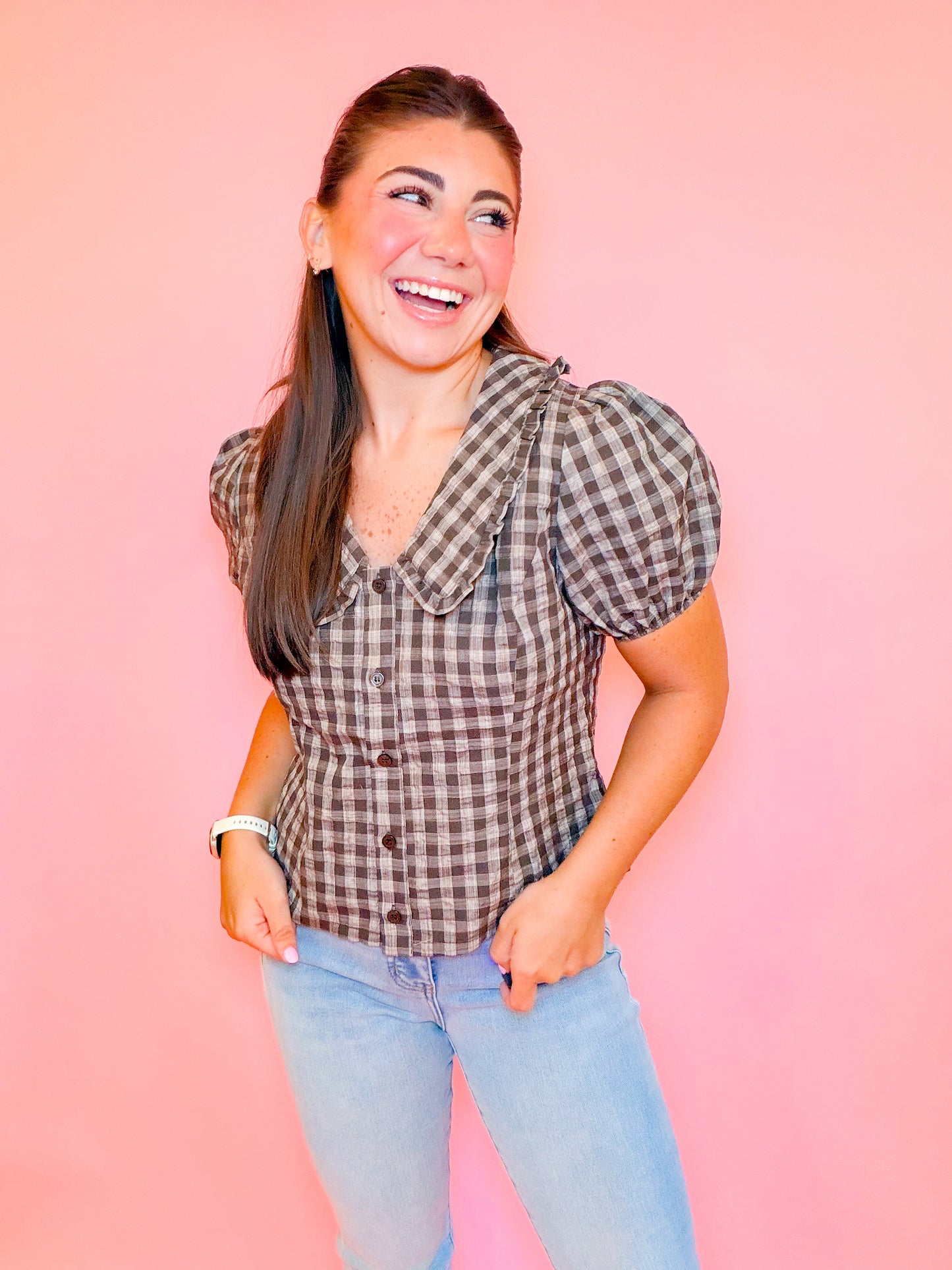 RUFFLE COLLAR GINGHAM BUTTON TOP