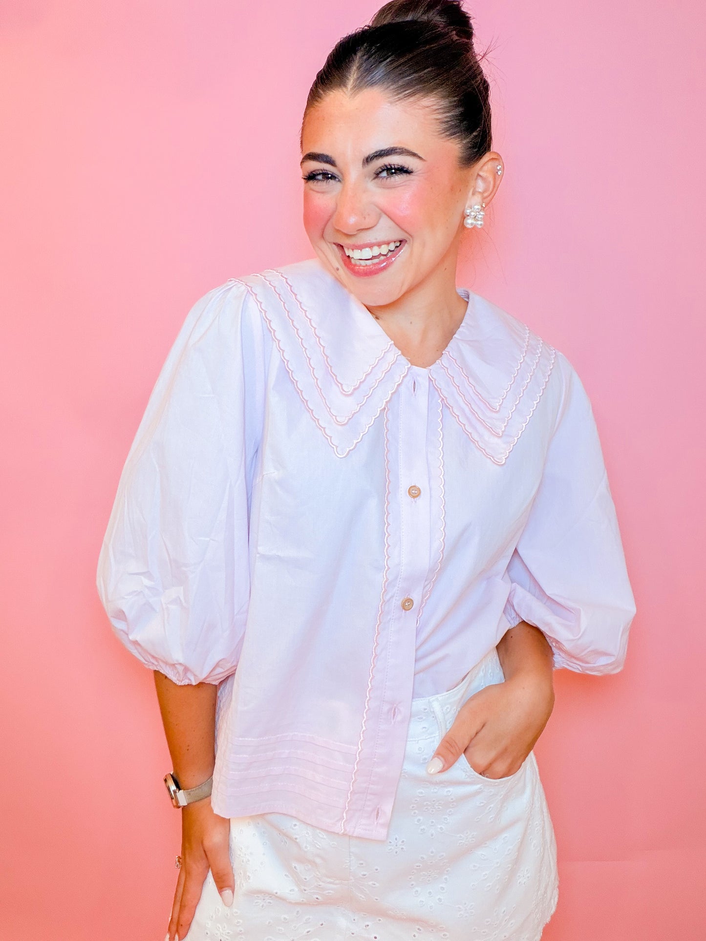 TRIPLE COLLARED SCALLOP BLOUSE
