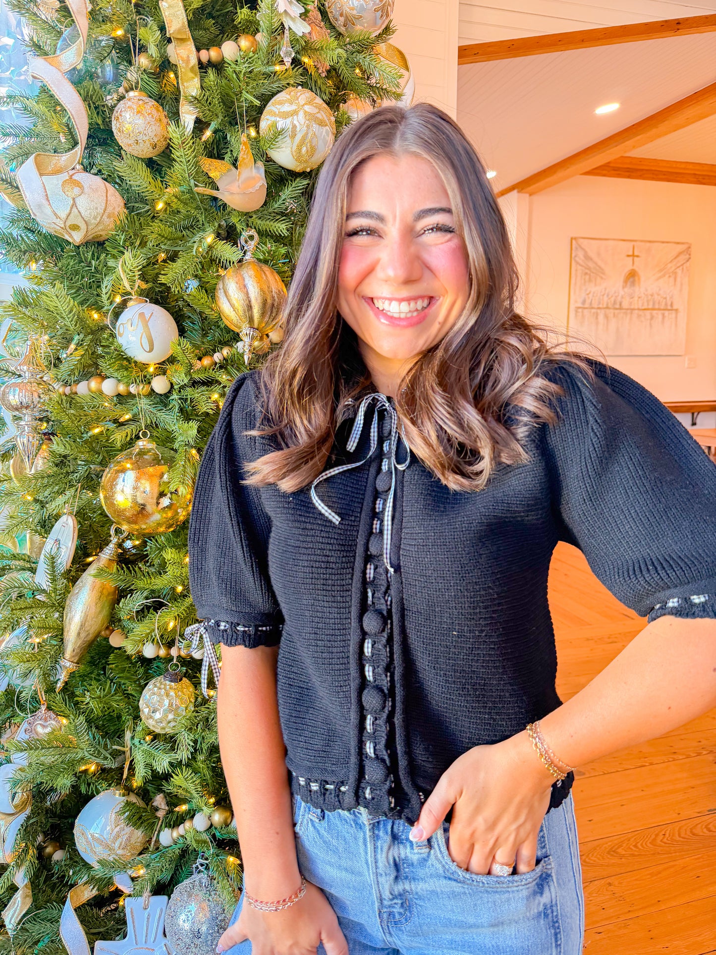 CROCHET SCALLOP EDGE KNIT TOP