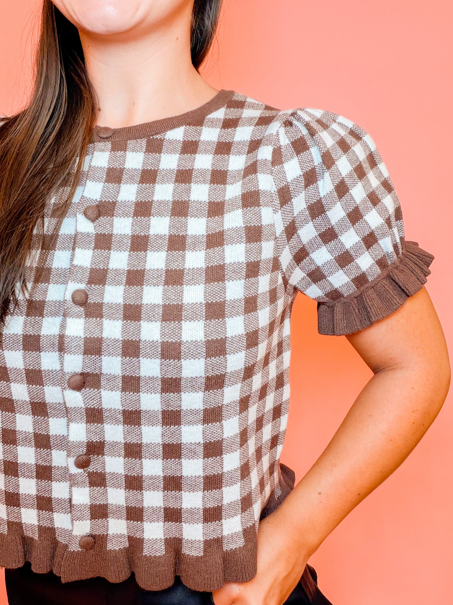 KNIT RUFFLED GINGHAM CARDIGAN TOP