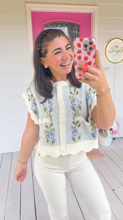 FLORAL SCALLOP KNIT VEST