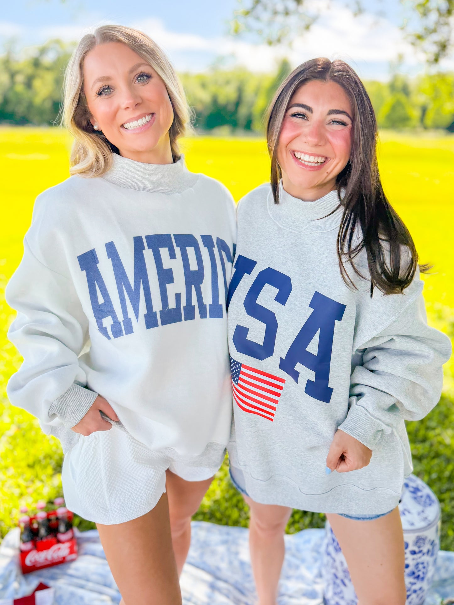 REVERSIBLE USA/AMERICA MOCKNECK OVERSIZED SWEATSHIRT