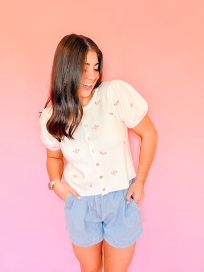 FLORAL EMBROIDERY PUFF SLV KNIT TOP - CREAM