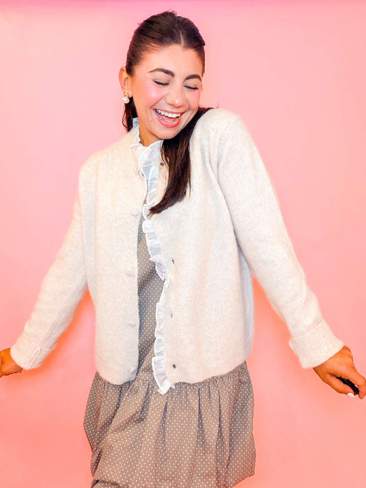 RUFFLE DETAIL SWEATER JACKET - LT TAUPE
