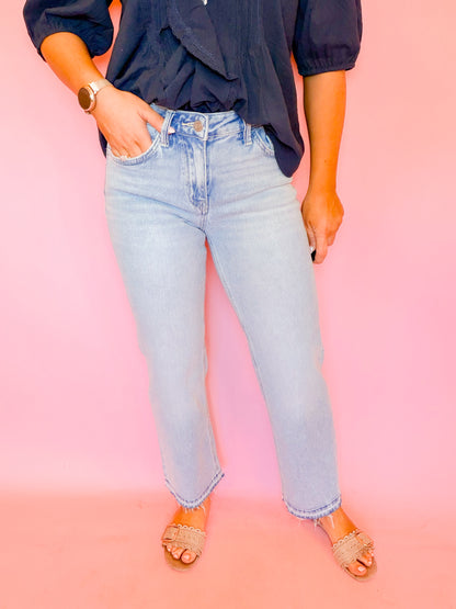 MID RISE CROP SLIM WIDE DENIM