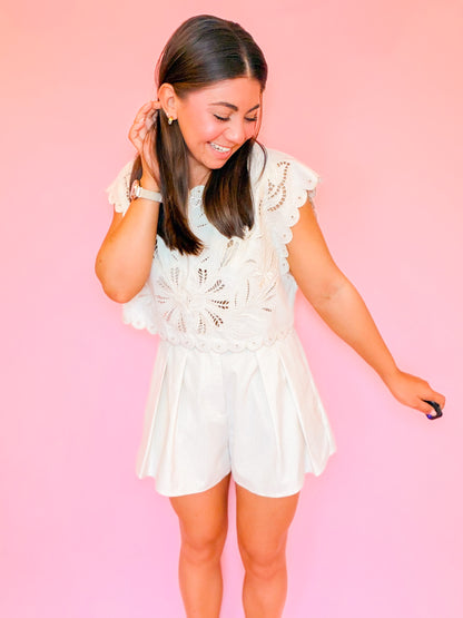 EMBROIDERY CROP TOP & SHORTS SET