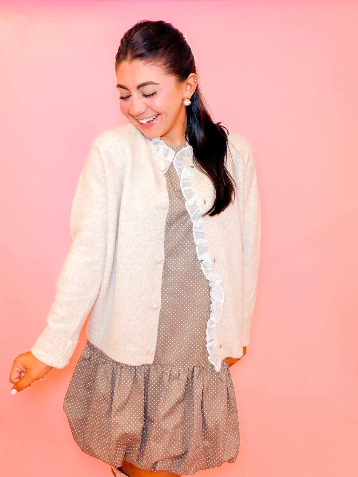 RUFFLE DETAIL SWEATER JACKET - LT TAUPE