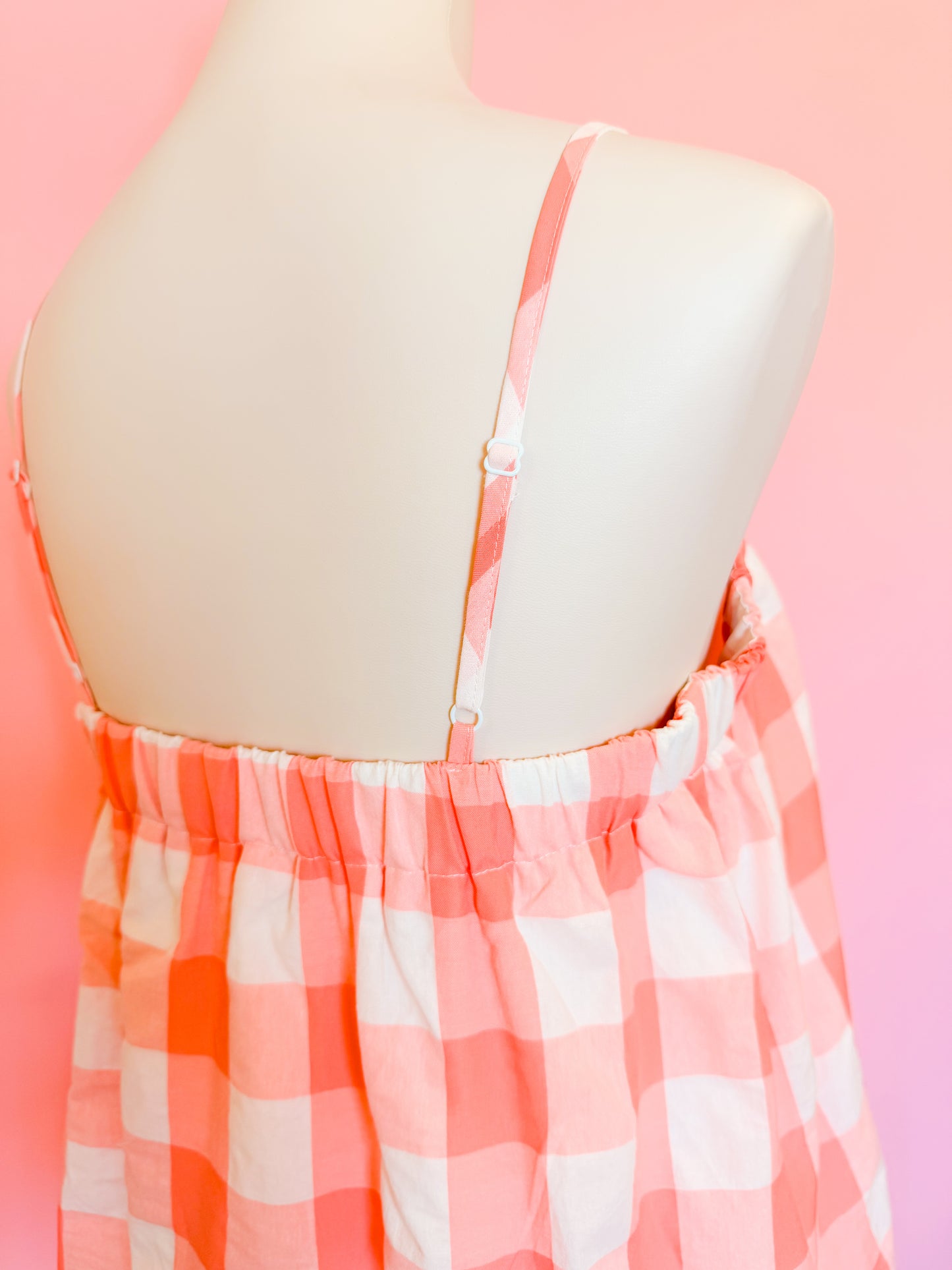 PLAID CAMI MINI DRESS - MELON/WHITE