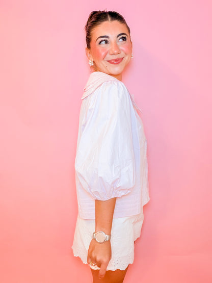 TRIPLE COLLARED SCALLOP BLOUSE