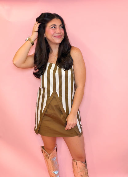STRIPED CAMI TOP WITH SPLIT + A-LINE MINI SKORT - BROWN