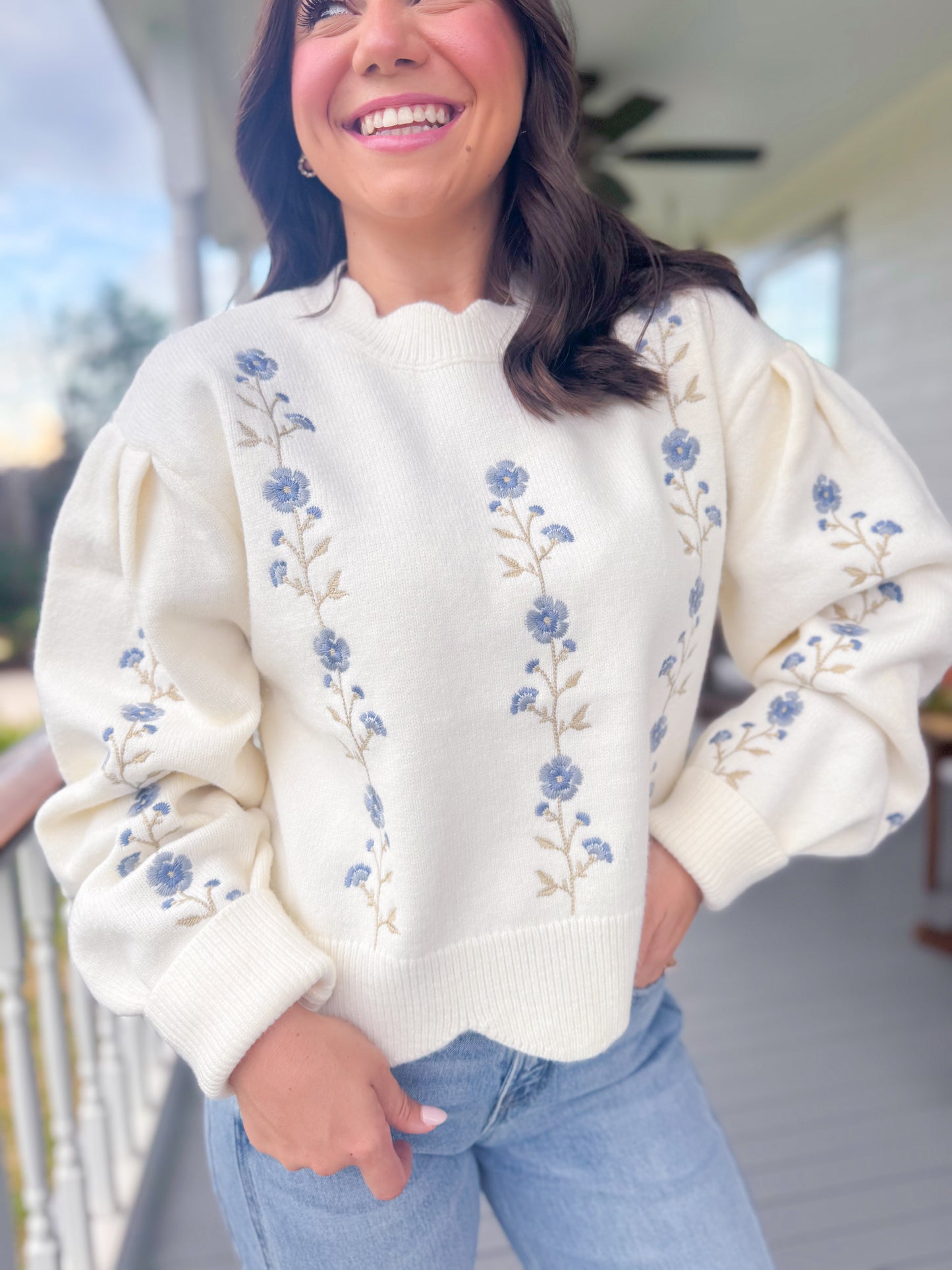 EMBROIDERED FLORAL SCALLOP SWEATER