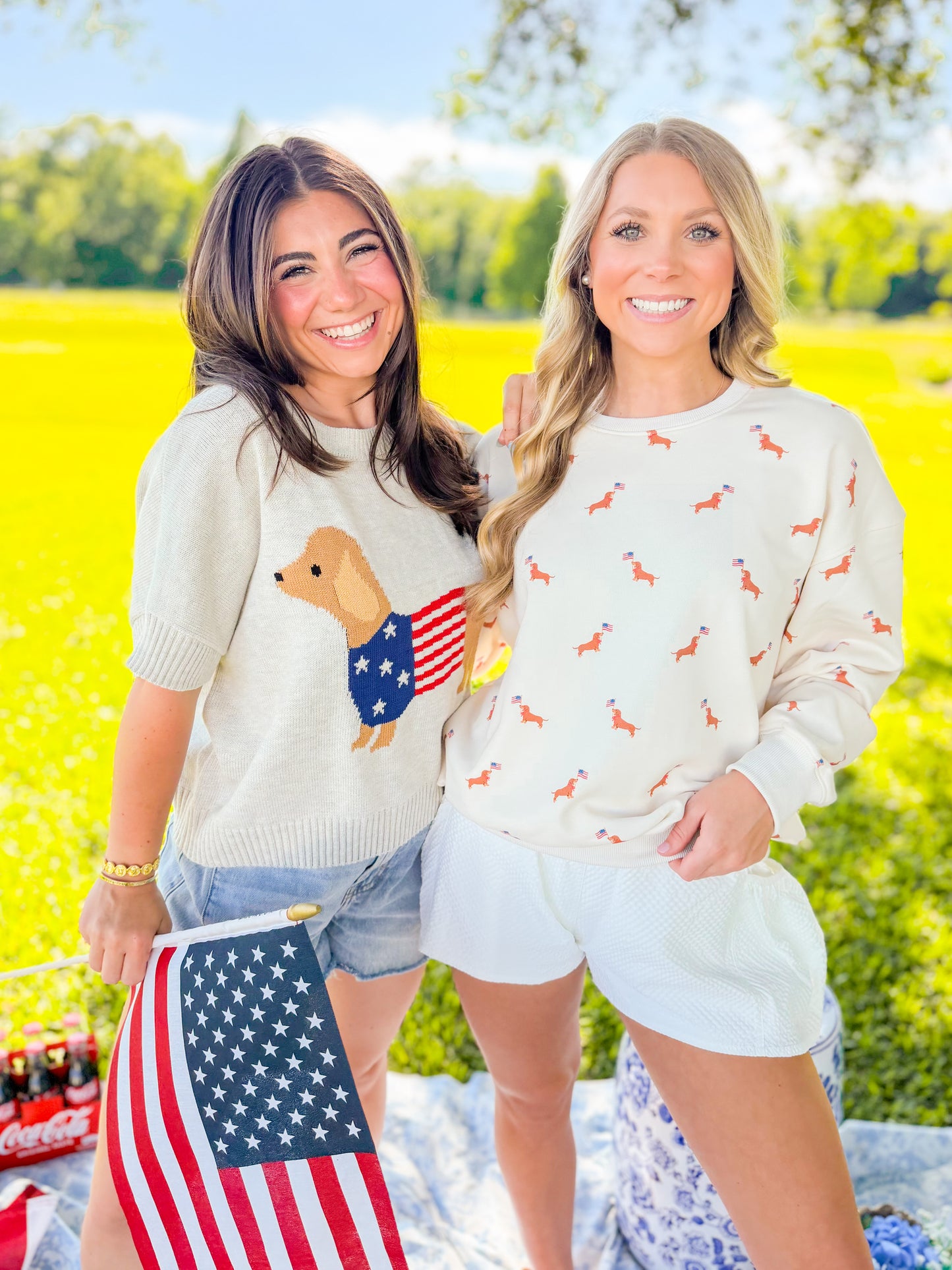 USA DOG GRAPHIC SWEATSHIRT