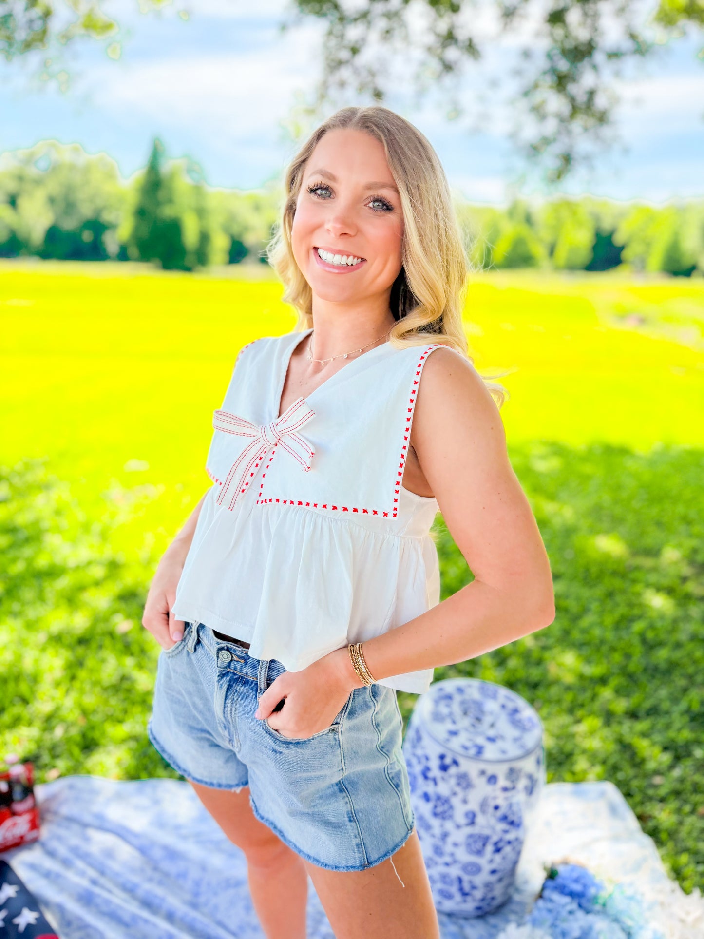 SAILOR COLLAR SLEEVELESS TOP