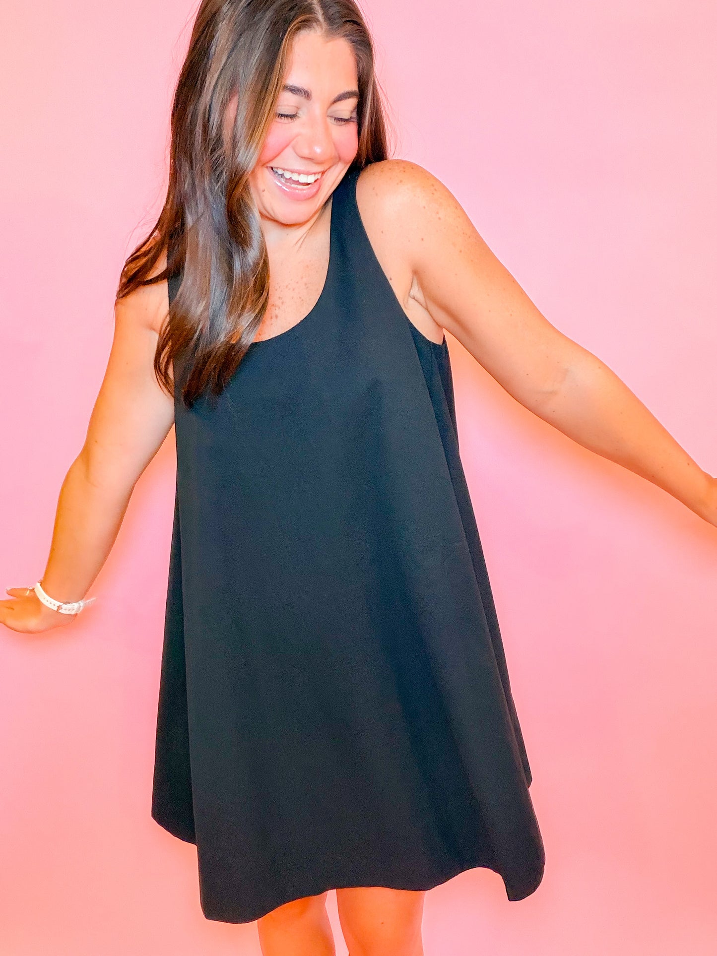 SLEEVELESS SWING DRESS - BLACK