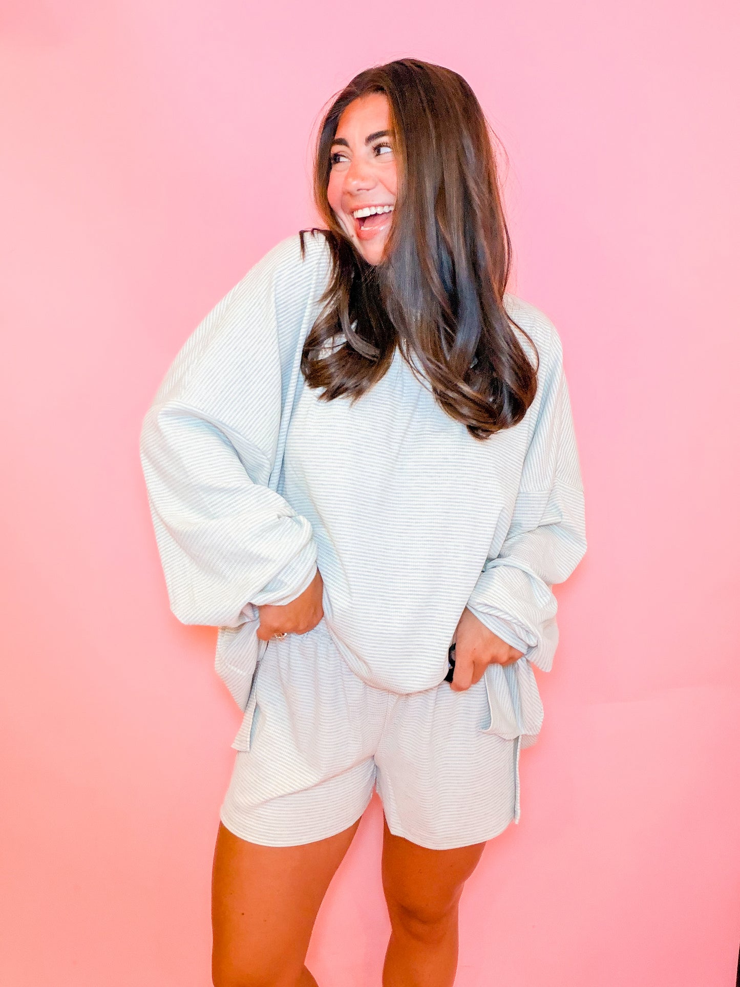 STRIPE RIBBED OVERSIZED TOP - BABY BLUE