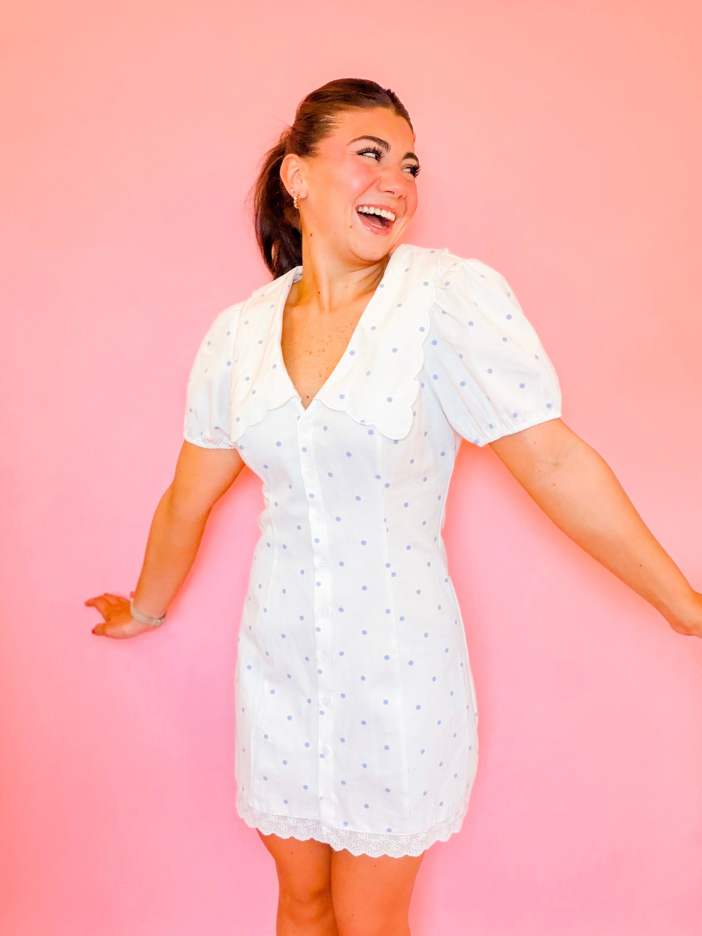 MINI DOT PUFF SLV V-NECK COLLARED MINI DRESS – Riley Rae Boutique