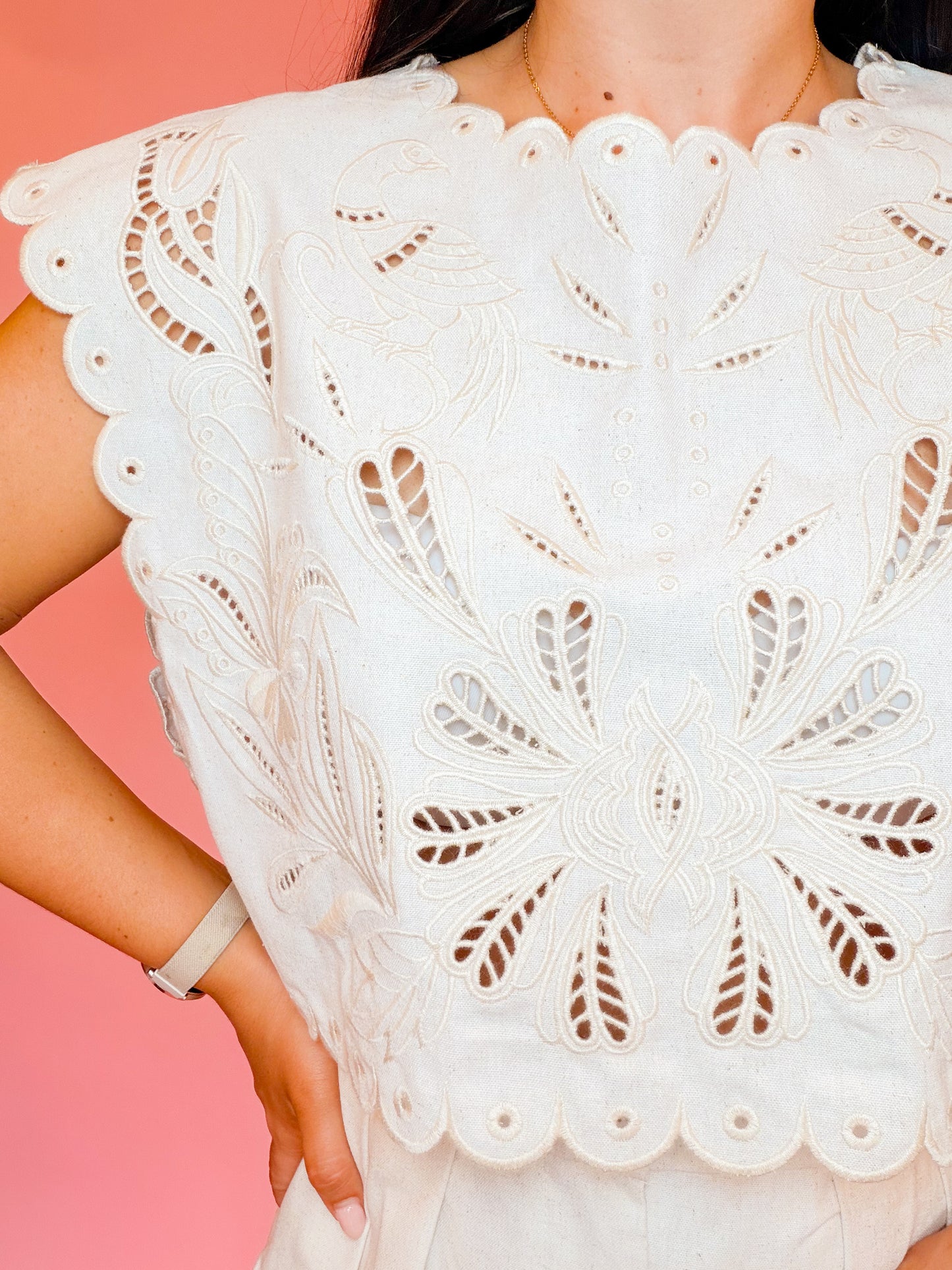 EMBROIDERY CROP TOP & SHORTS SET