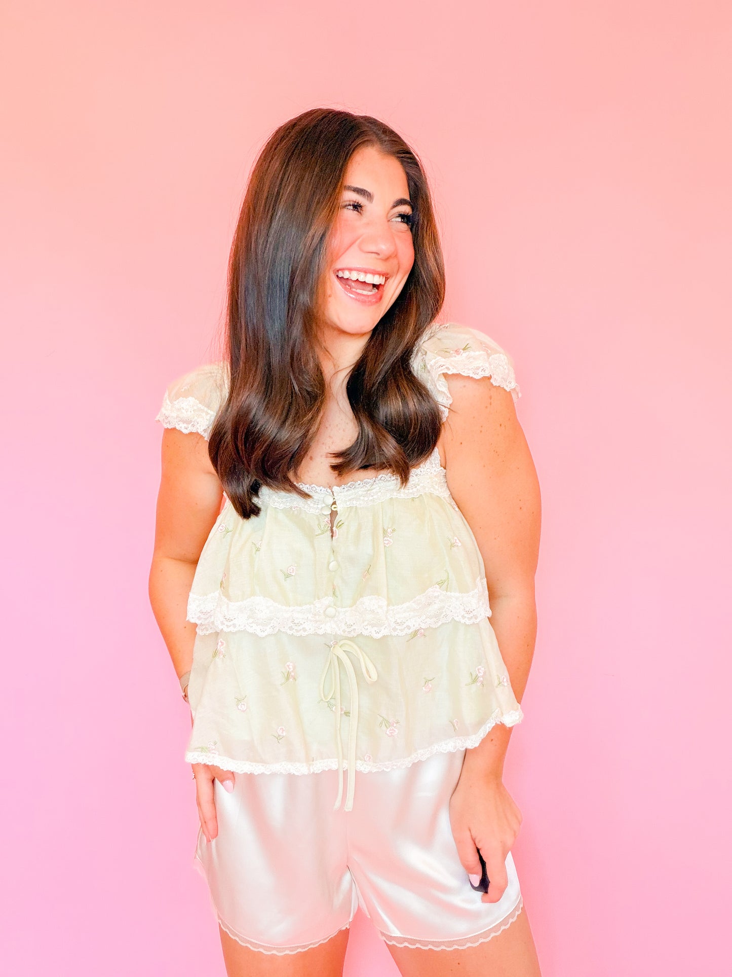 LACE TRIMMED TIERED RUFFLE TOP - SAGE
