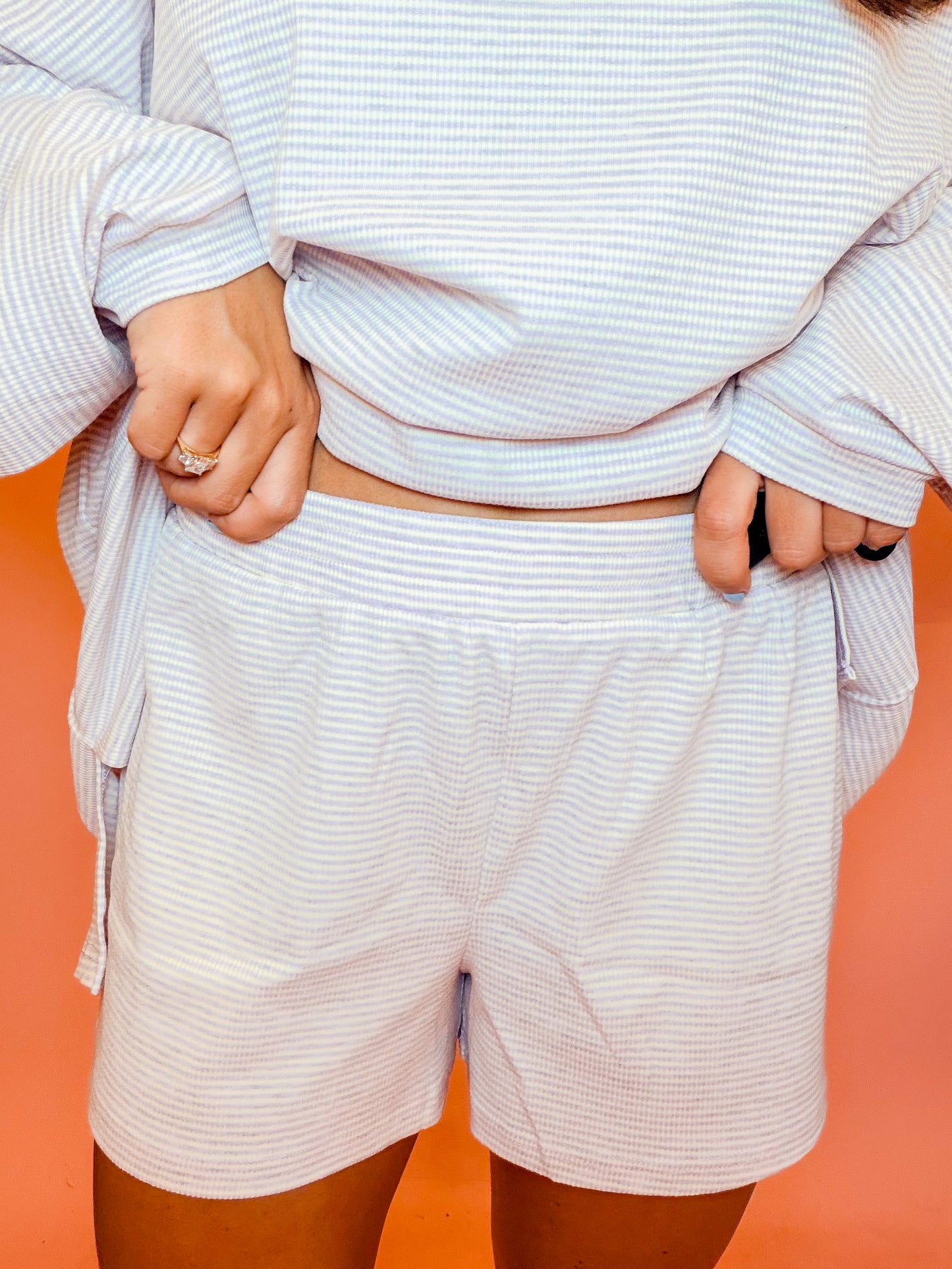 STRIPE RIBBED SHORTS - LAVENDER