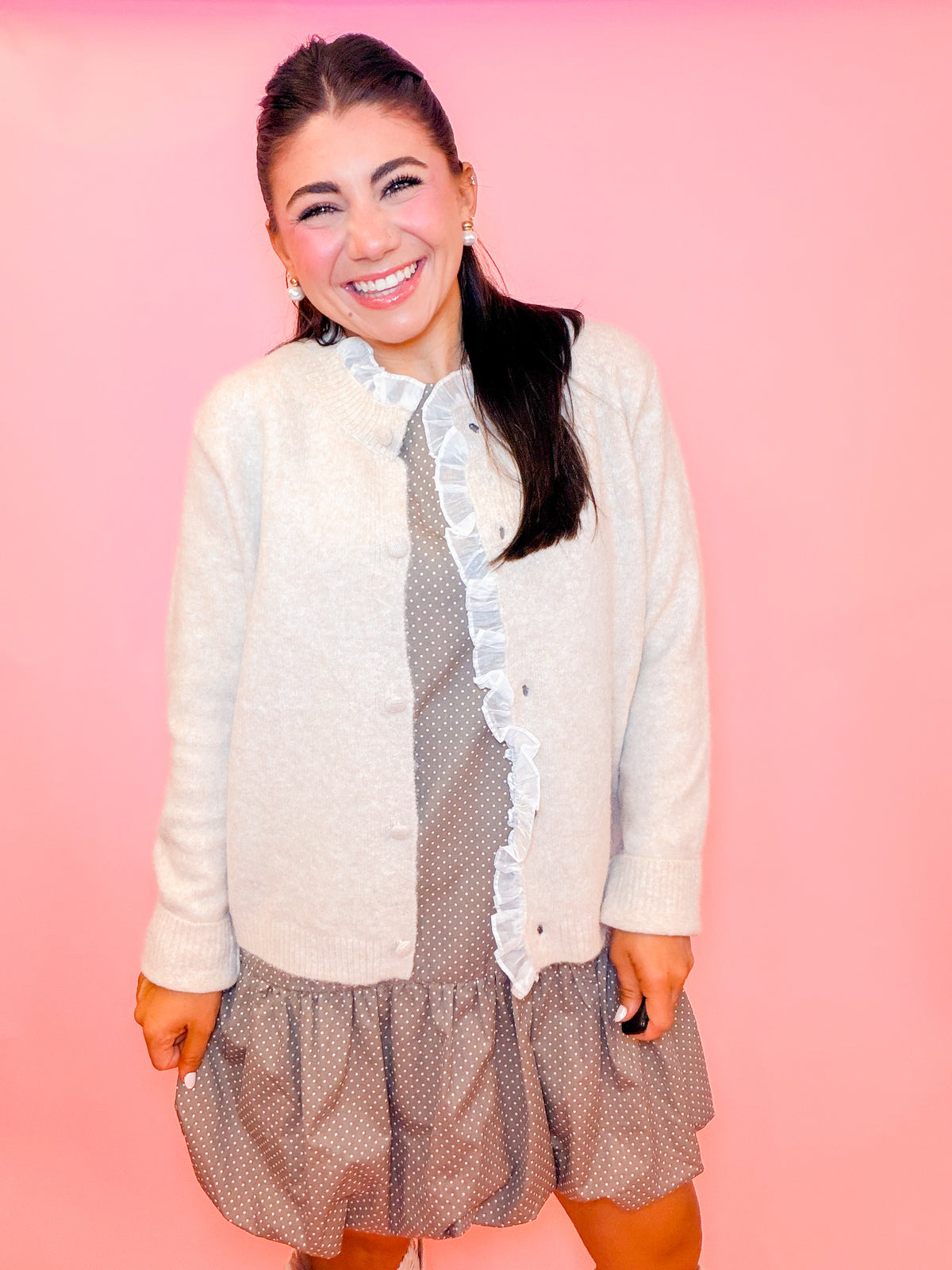 RUFFLE DETAIL SWEATER JACKET - LT TAUPE