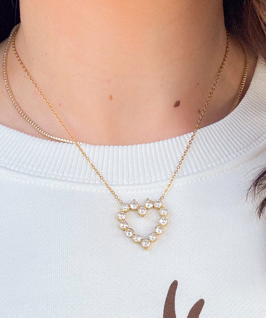 DIAMOND HEART NECKLACE