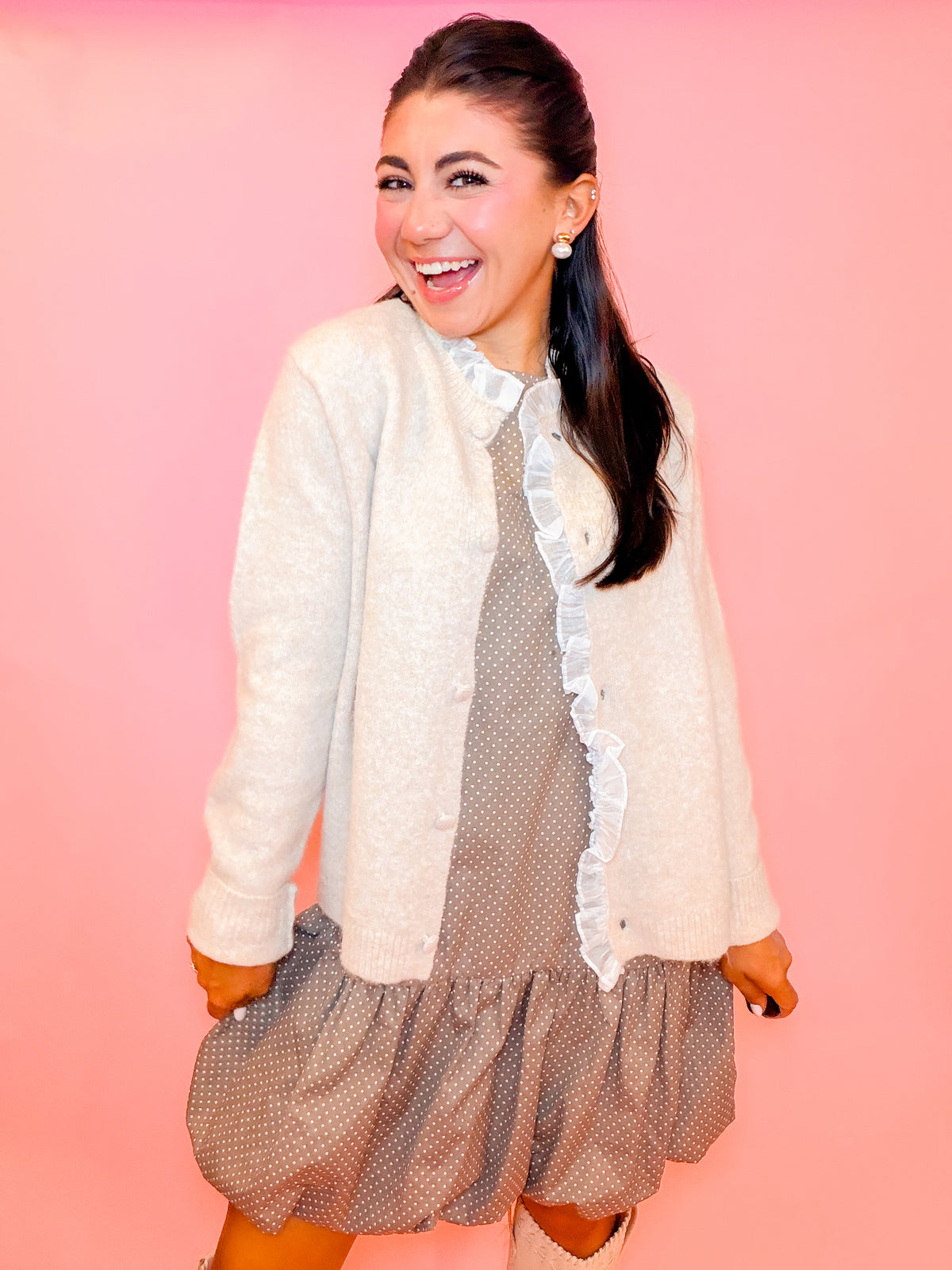 RUFFLE DETAIL SWEATER JACKET - LT TAUPE