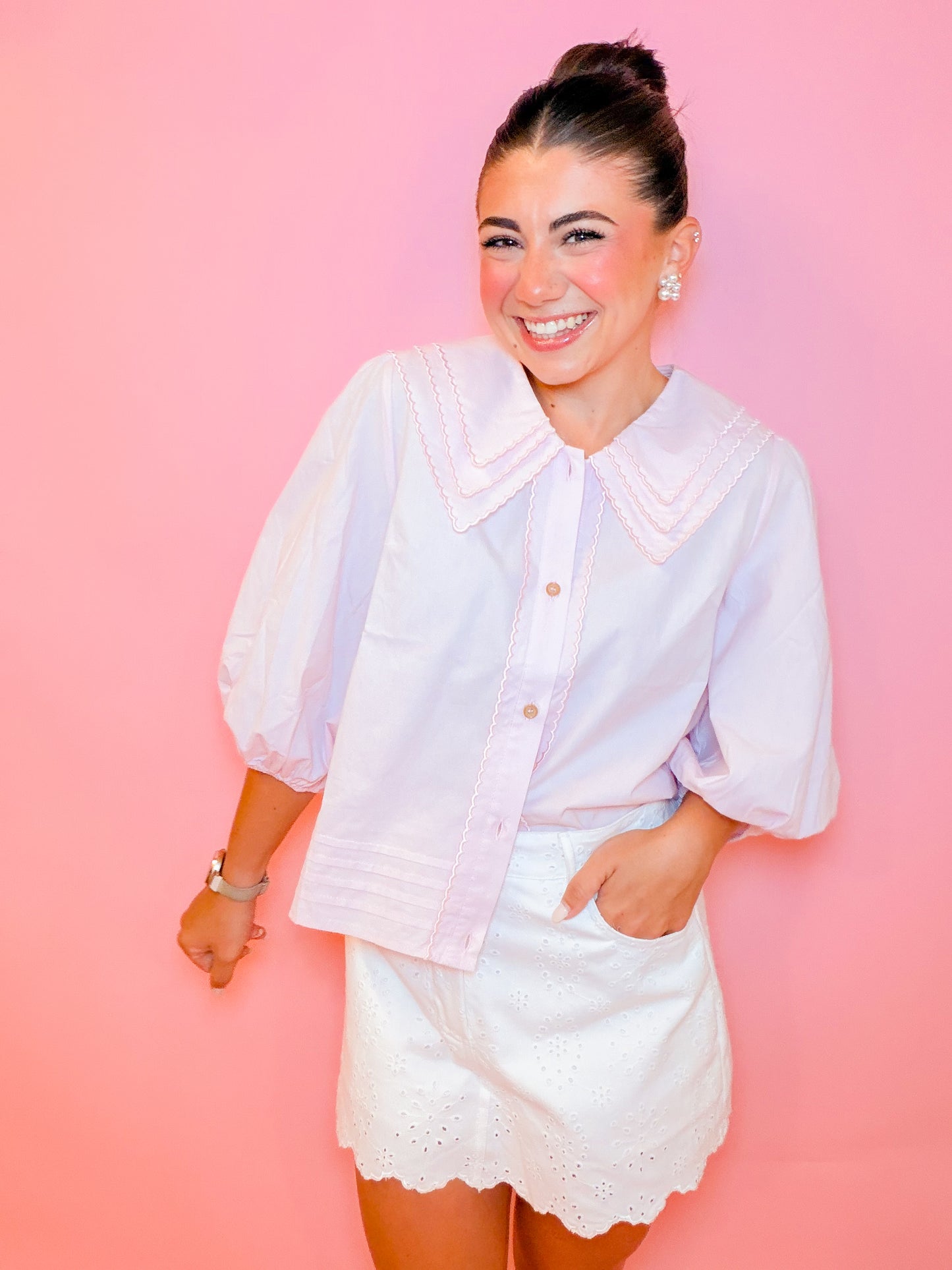 TRIPLE COLLARED SCALLOP BLOUSE