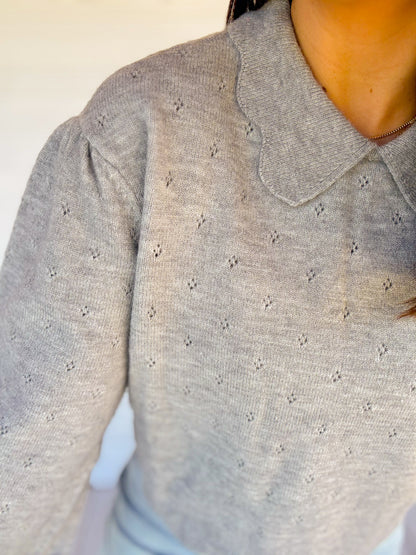 PETER PAN SCALLOPED SWEATER TOP
