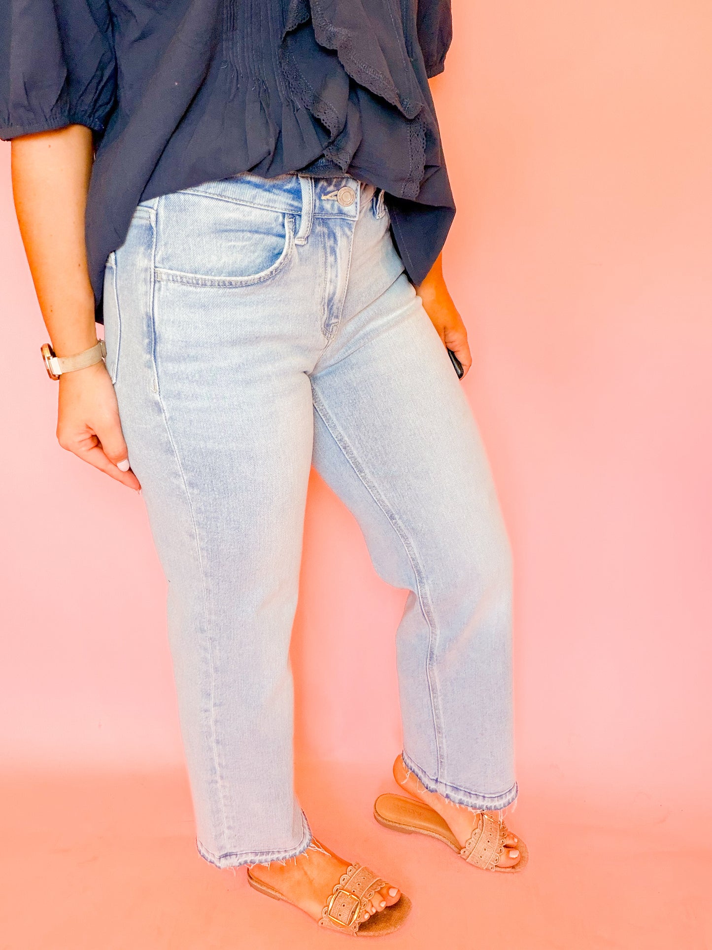 MID RISE CROP SLIM WIDE DENIM