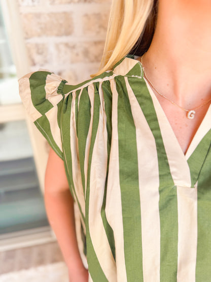 V-NECK FLUTTER SLEEVE TOP