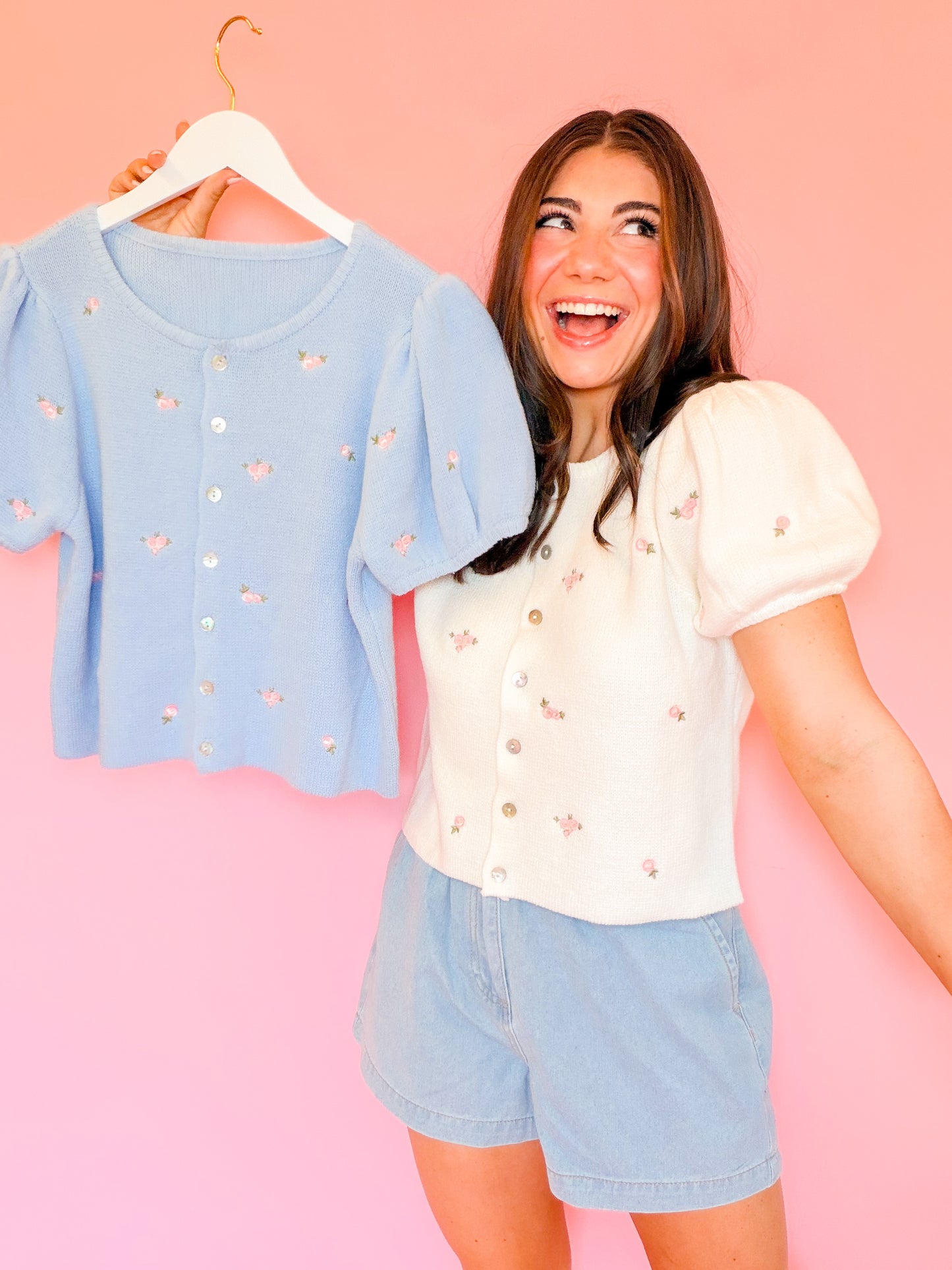 FLORAL EMBROIDERY PUFF SLV KNIT TOP - CREAM