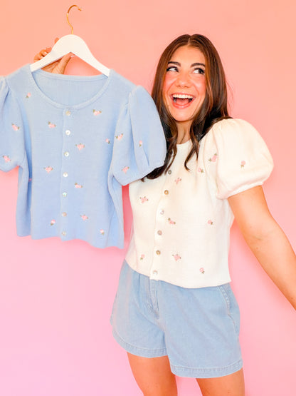 FLORAL EMBROIDERY PUFF SLV KNIT TOP - CREAM