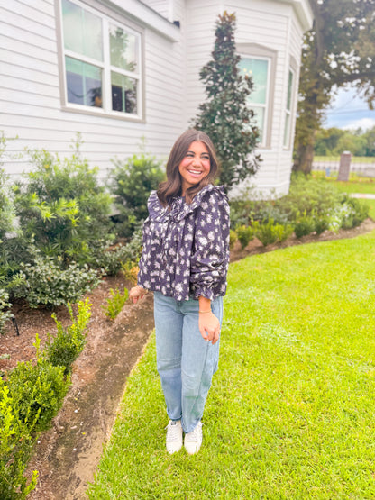 PETER PAN COLLAR SHIRT