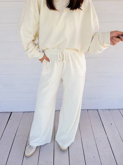 SOFT RIBBED RELAXED FIT PANTS