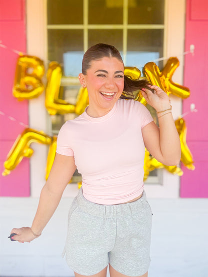 DOORBUSTER PERFORMANCE FITTED TEE - PINK