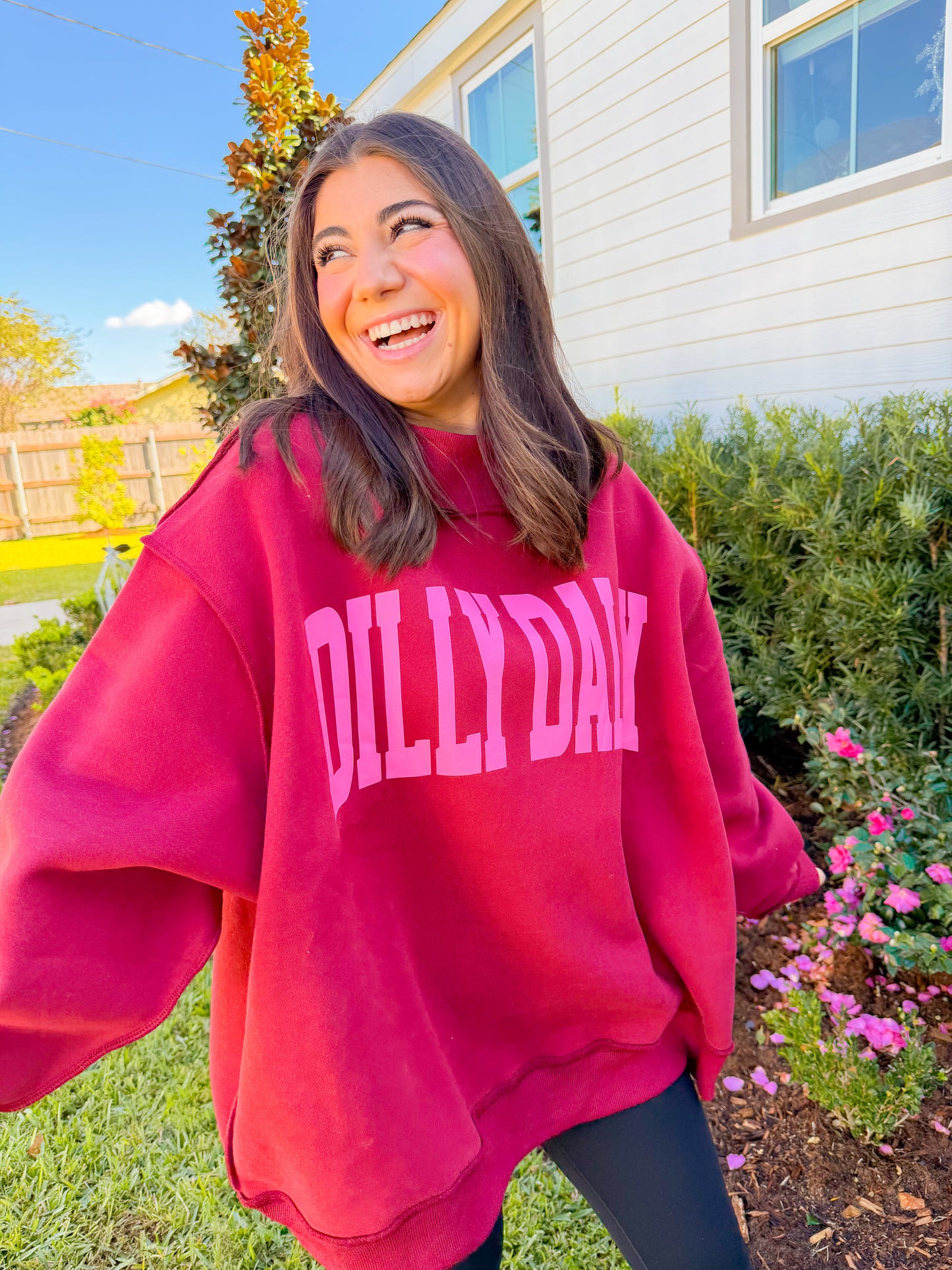 DILLY DALLY MOCKNECK SWEATSHIRT - BURGUNDY
